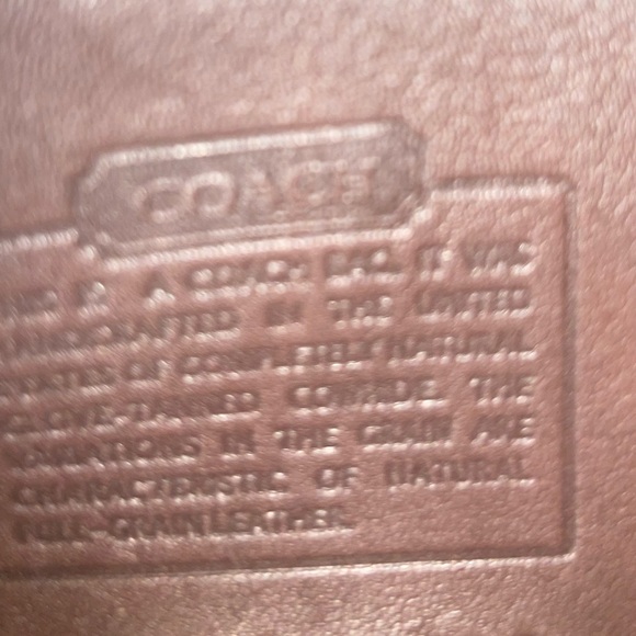 Authentic Coach handbag - Picture 4 of 8